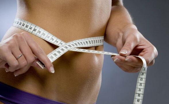 Losing 7 kg in a week thanks to diet and exercise, you can achieve an attractive body. 
