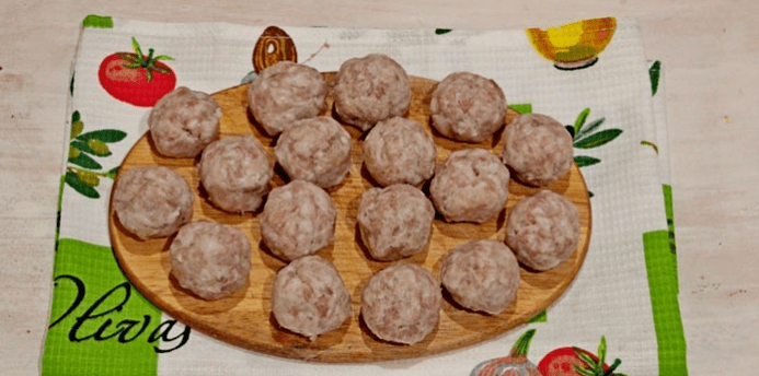 Vibrant meatballs